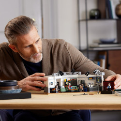 LEGO® 21328 IDEAS Seinfeld