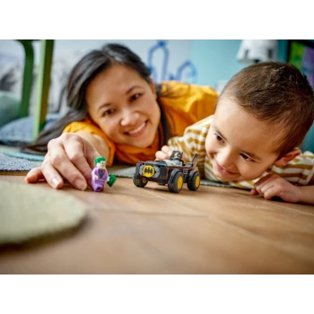 LEGO® 76264 DC Batman Pronásledování v Batmobilu: Batman™ vs. Joker™