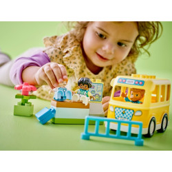 LEGO® 10988 DUPLO Cesta autobusem