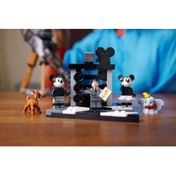 LEGO® 43230 DISNEY™ Kamera na počest Walta Disneyho