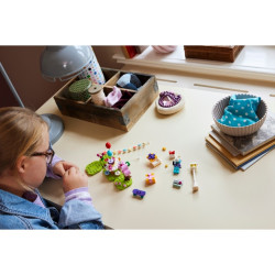 LEGO® 77046 Animal Crossing™ Julian a oslava narozenin