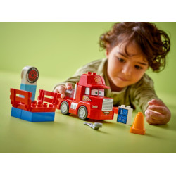LEGO® 10417 DUPLO Mack na závodech