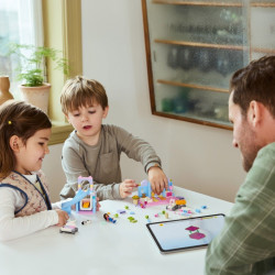 LEGO® 10796 GÁBININ KOUZELNÝ DOMEK Gábi a kočičí jesličky