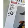 LEGO® 40504 A Minifigure Tribute - podepsána designérem