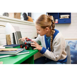 LEGO® 42200 TECHNIC Monster Jam™ ThunderROARus™ s natahovacím motorem