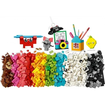 LEGO® 11042 CLASSIC Kreativní veselá krabička