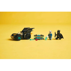 LEGO® 76301 DC Batman™ a Batmobil vs. Mr. Freeze™