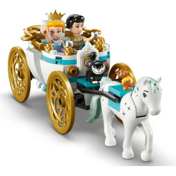 LEGO® 43275 DISNEY™ Popelčin zámek a kočár s koňmi