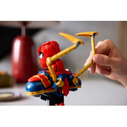 LEGO® 76326 MARVEL Busta Iron Spider-Mana