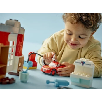 LEGO® 10456 DUPLO McQueen a návštěva v garáži doktora Hudsona