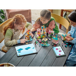 LEGO® 43267 DISNEY™ Hrad princezen a královští domácí mazlíčci