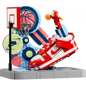 LEGO® 43021 Nike Dunk Trickshot