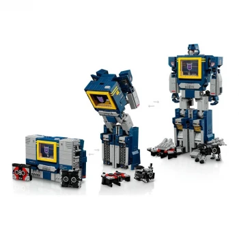 LEGO® 10358 ICONS  Transformers: Soundwave