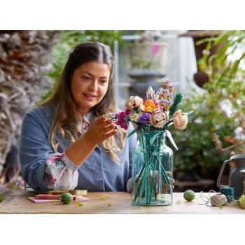 CREATOR EXPERT Kytice