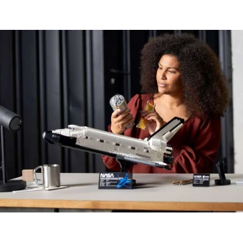 LEGO® 10283 NASA Raketoplán Discovery